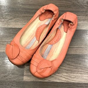 Coral BORN flats